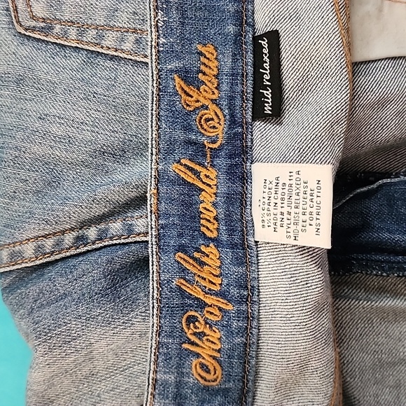 Not Of This World Jesus Medium Wash Distressed Denim Jeans, Size 33 - Picture 15 of 16